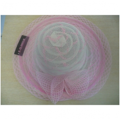 Šviesiai rožinė vasarinė skrybėlė su gėle 3